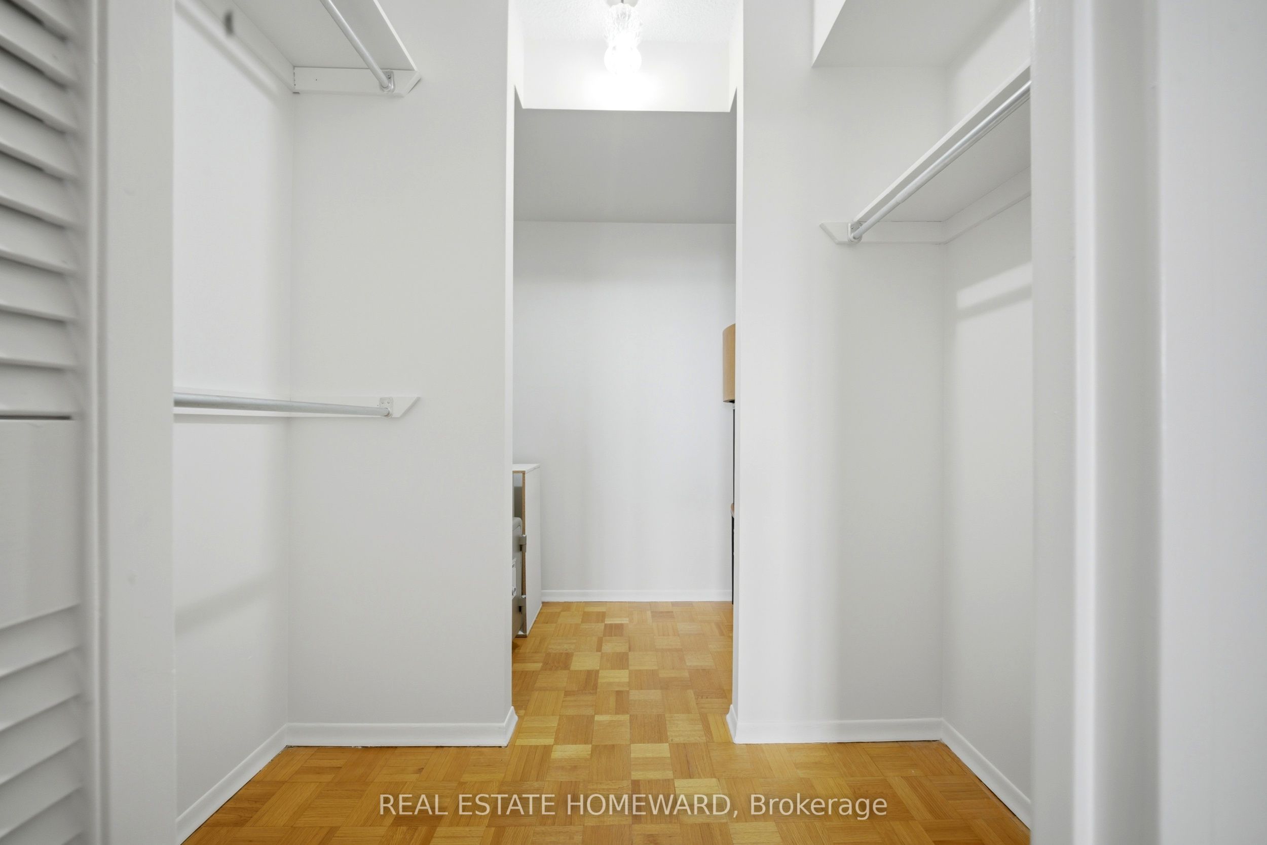 1515 Lakeshore Road E 1505 Property Photo 19