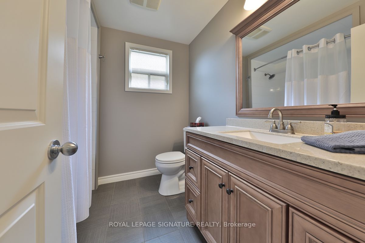 65 Mississauga Road 2 Property Photo 13