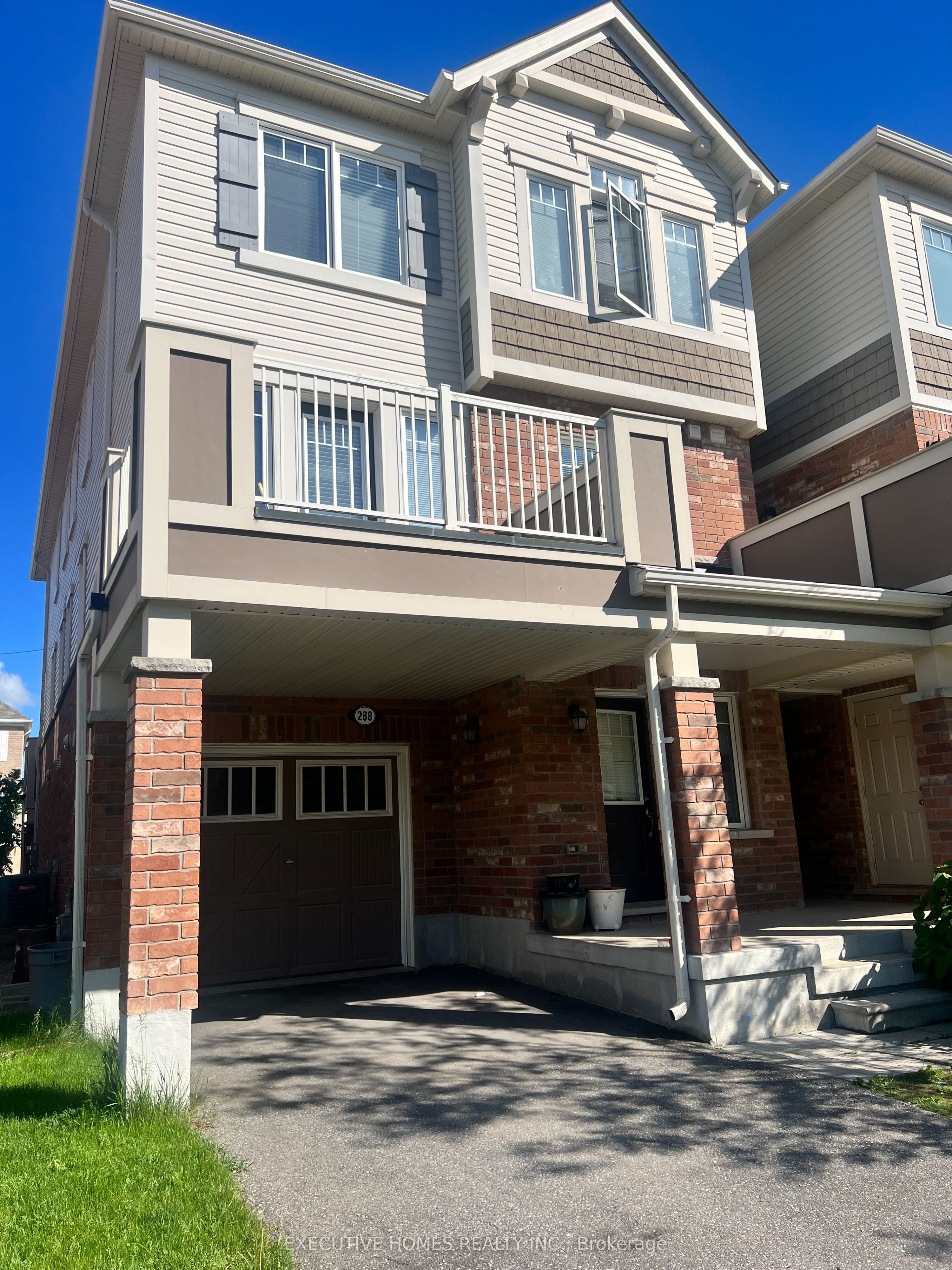288 Reis Place Property Photo 1