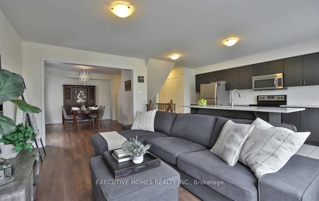 288 Reis Place Property Photo 13