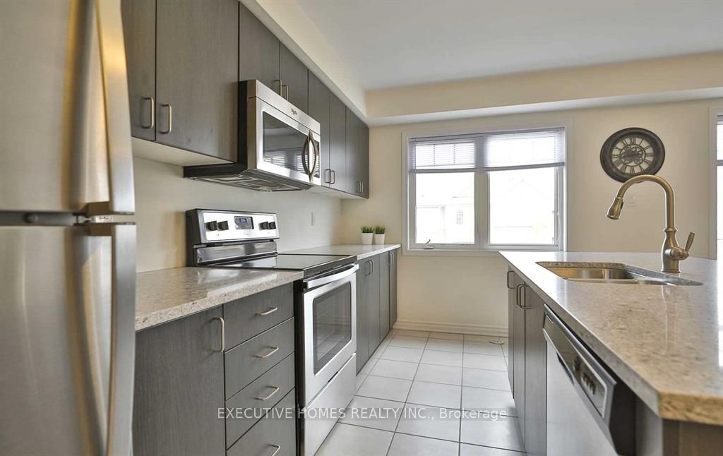 288 Reis Place Property Photo 15