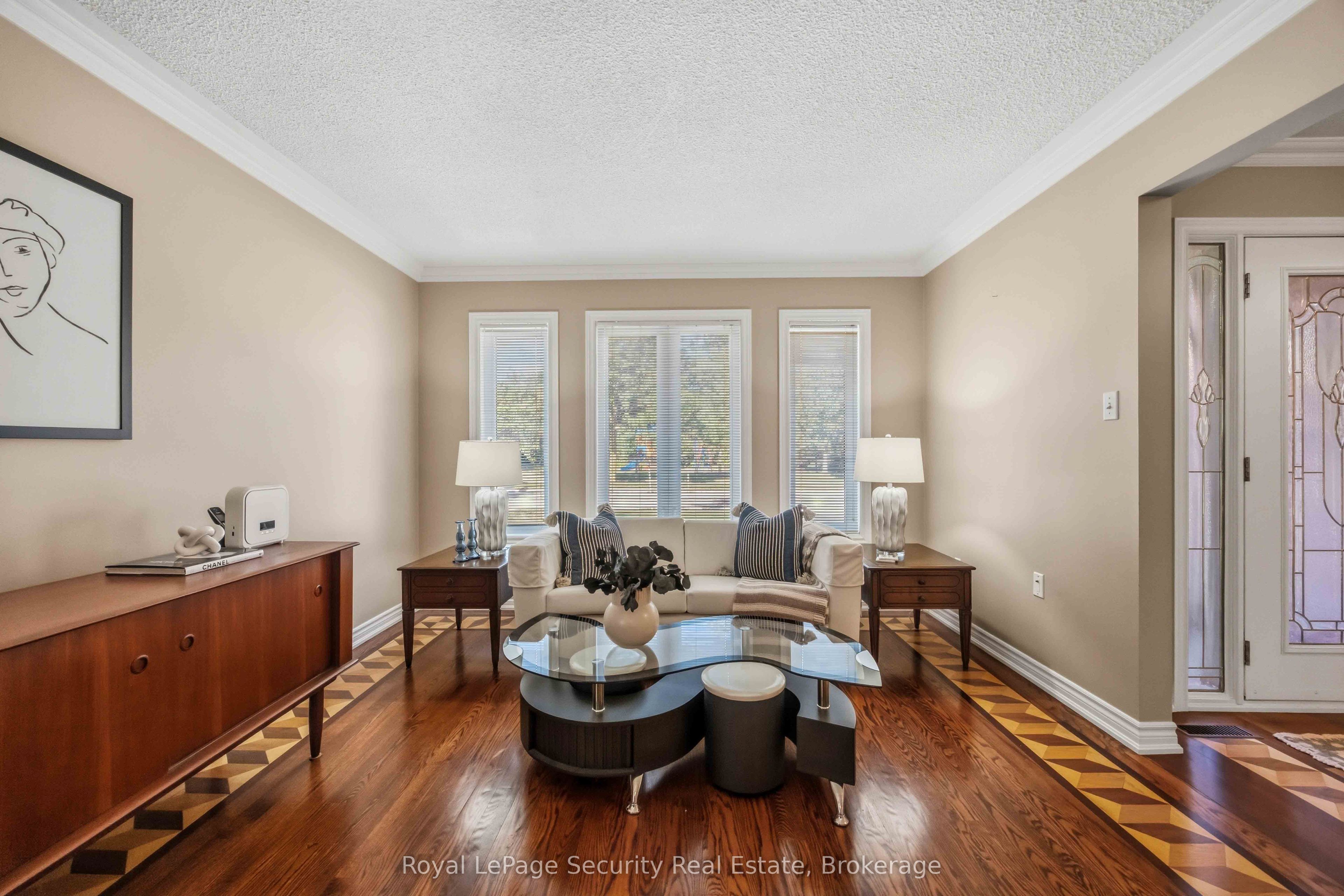 46 Birchway Place Property Photo 6