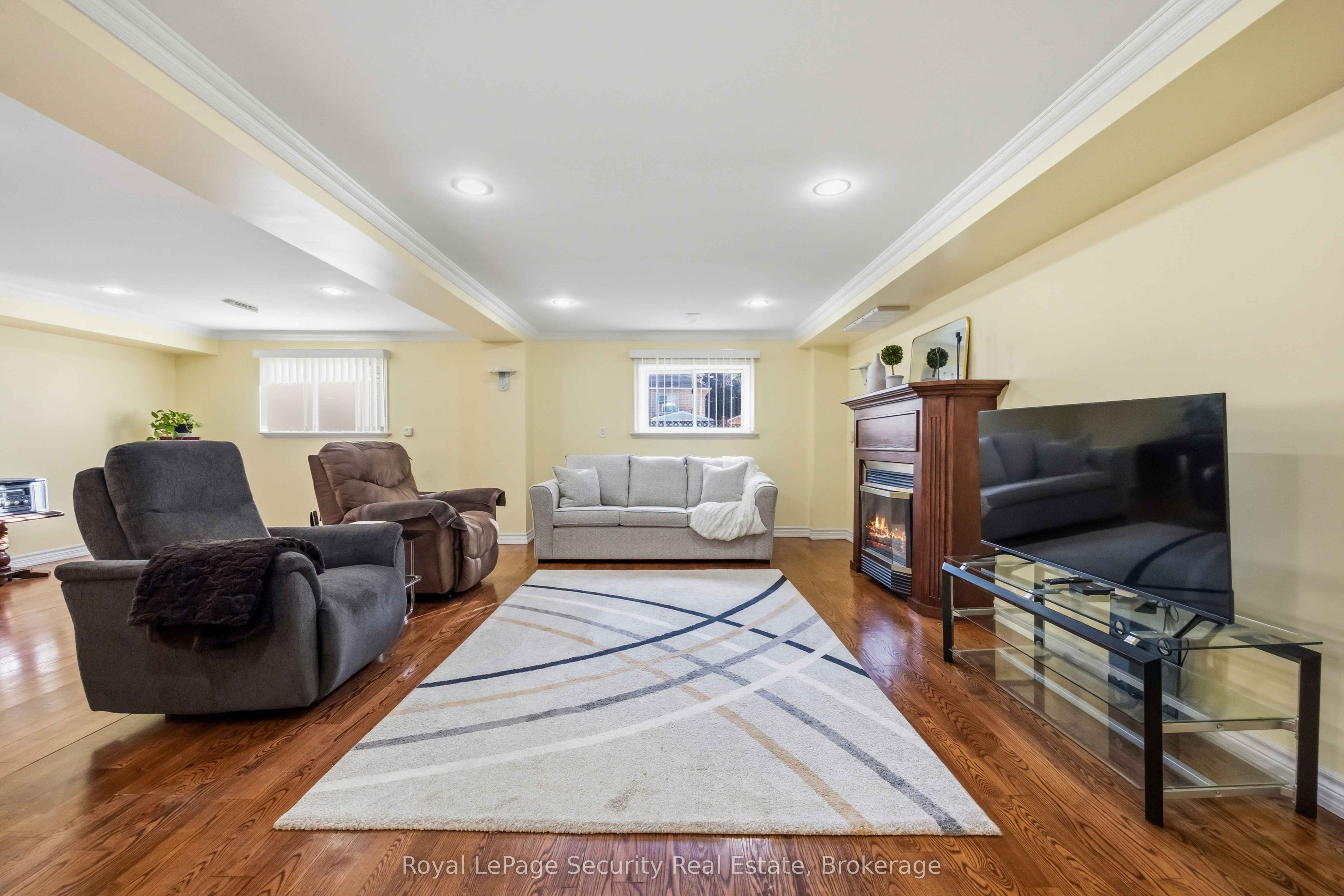 46 Birchway Place Property Photo 33
