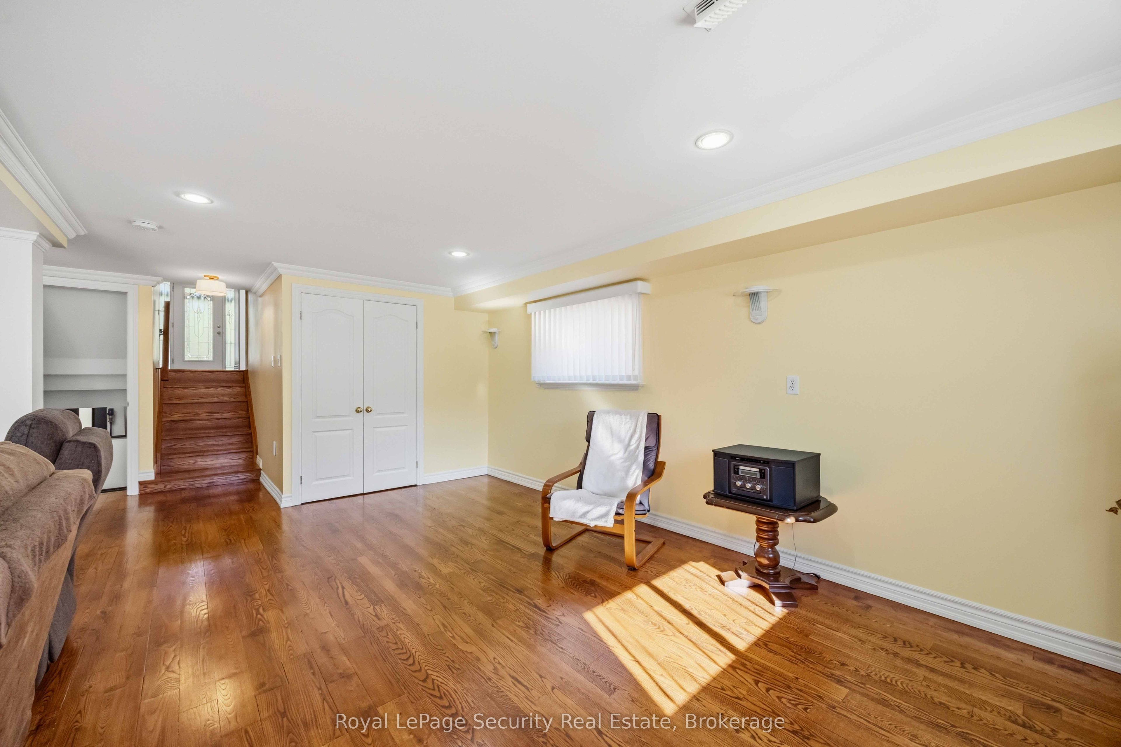 46 Birchway Place Property Photo 35