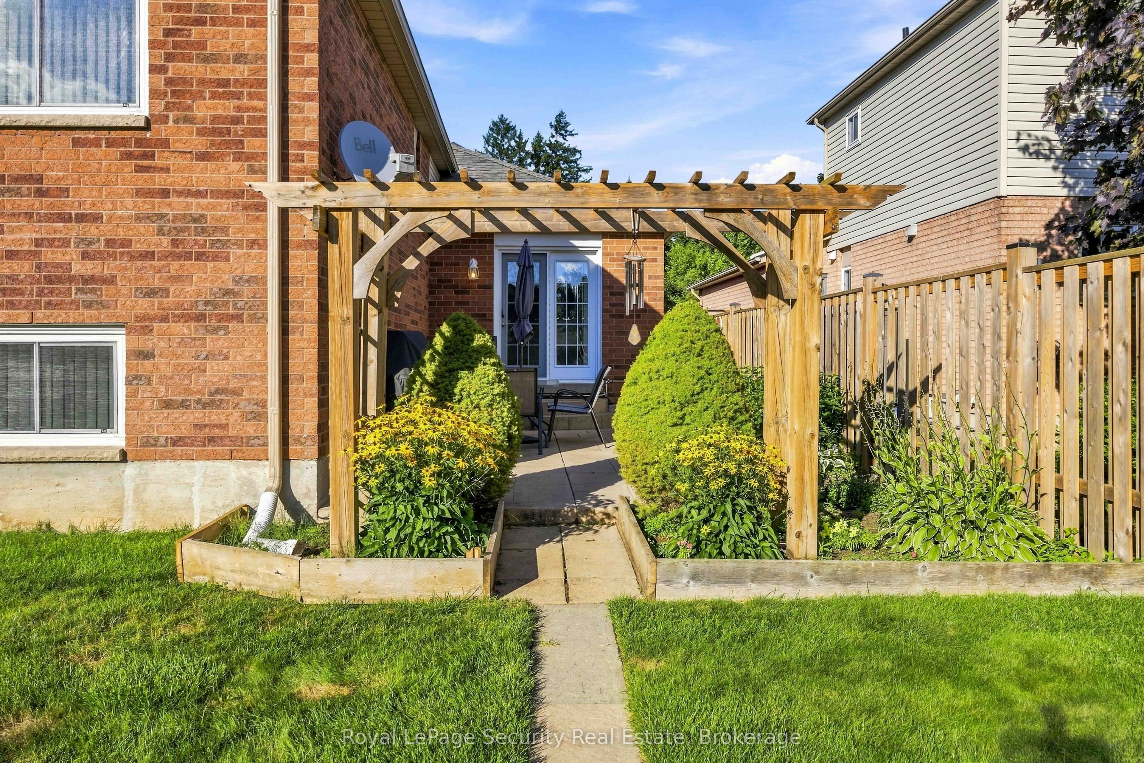 46 Birchway Place Property Photo 44