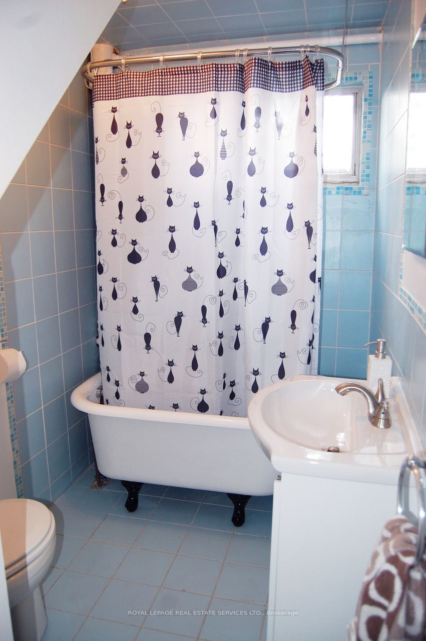 2 Saint Marks Road Property Photo 7