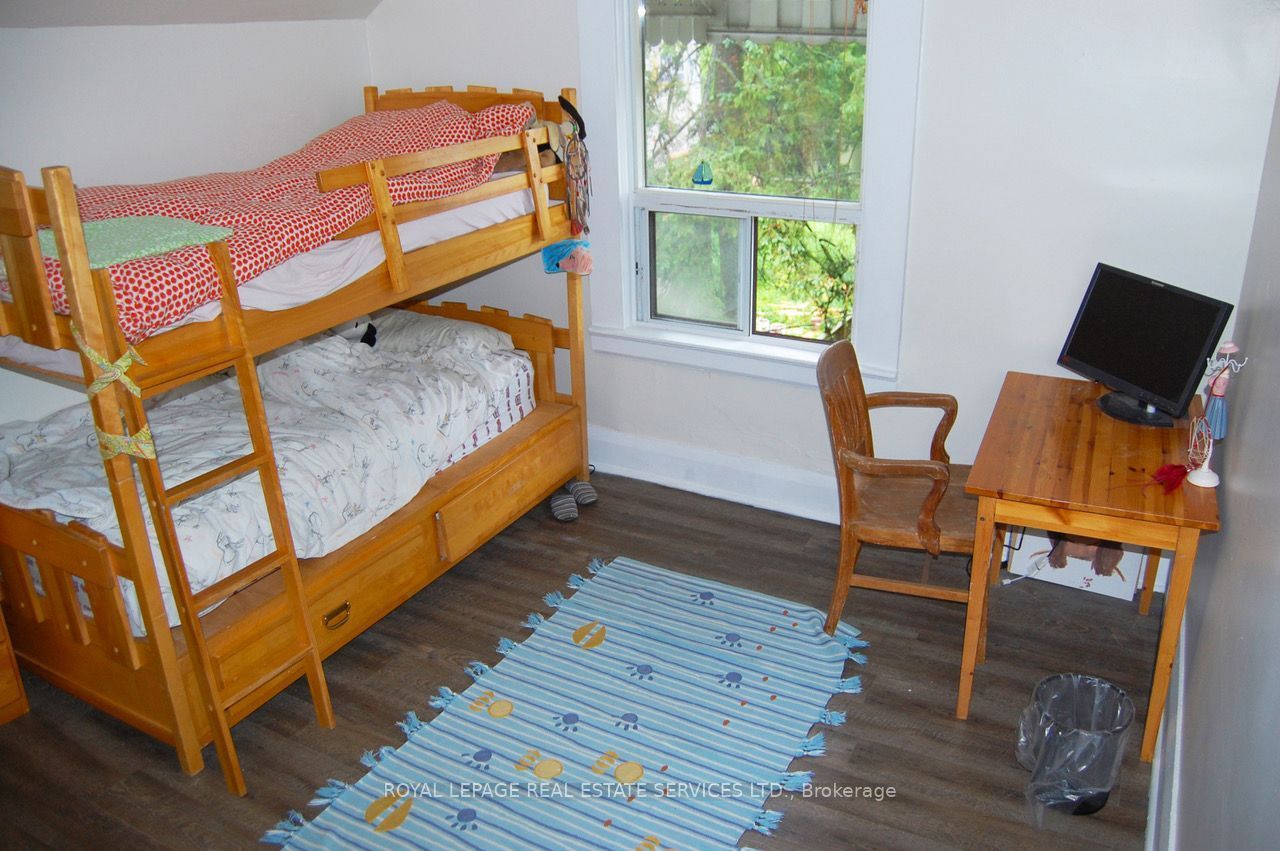 2 Saint Marks Road Property Photo 9