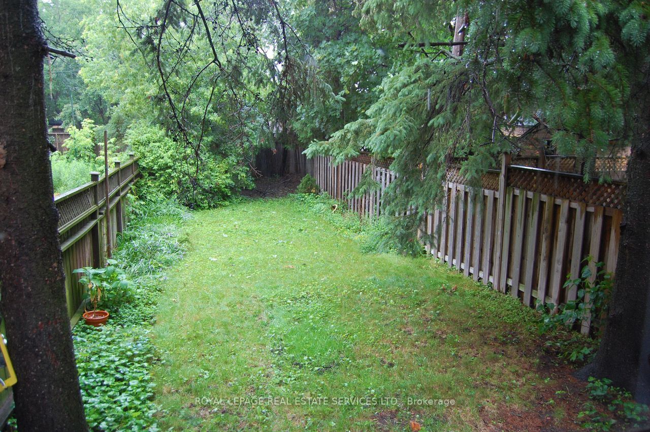 2 Saint Marks Road Property Photo 10