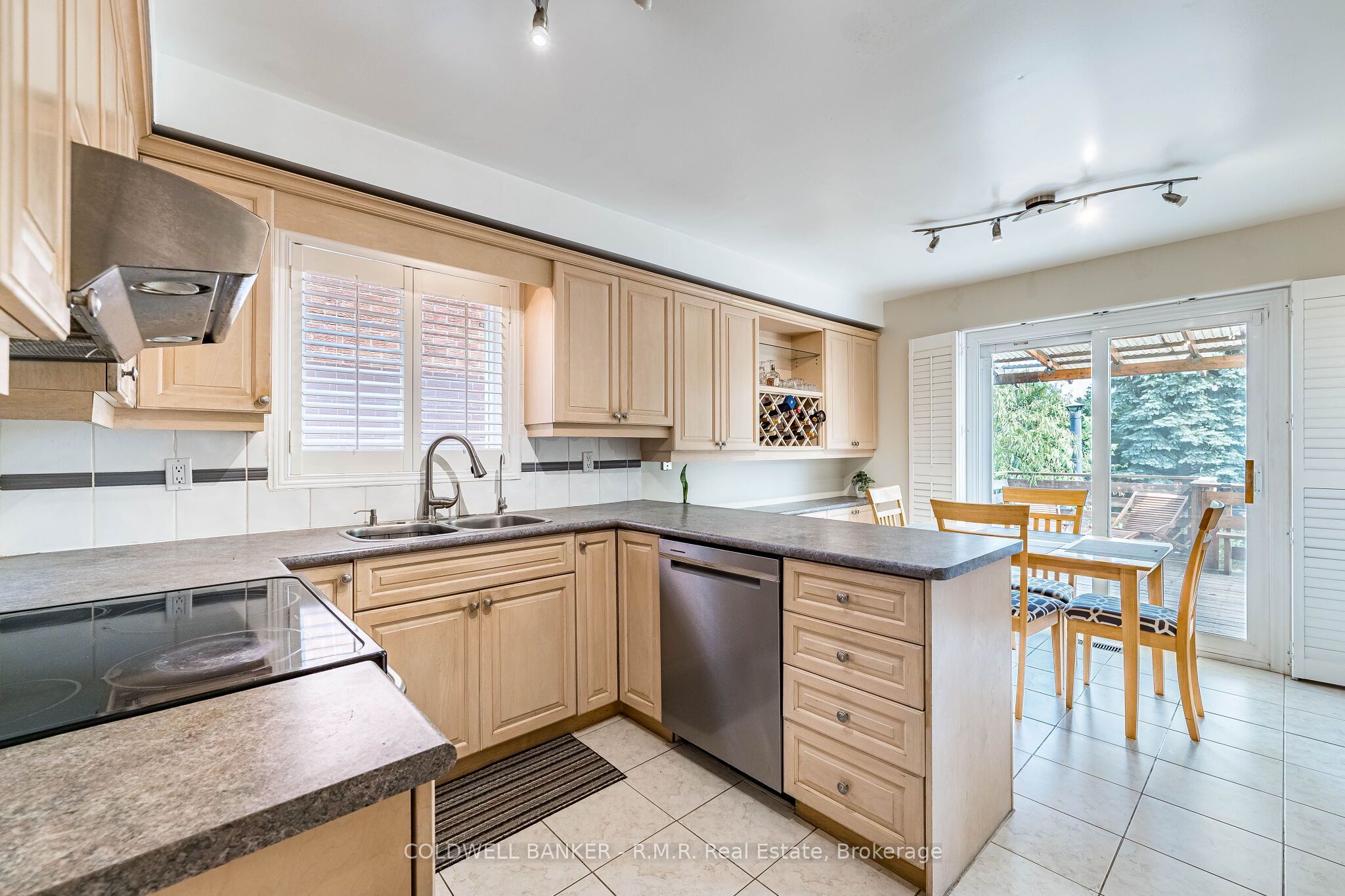 292 Ukraine Road Property Photo 7