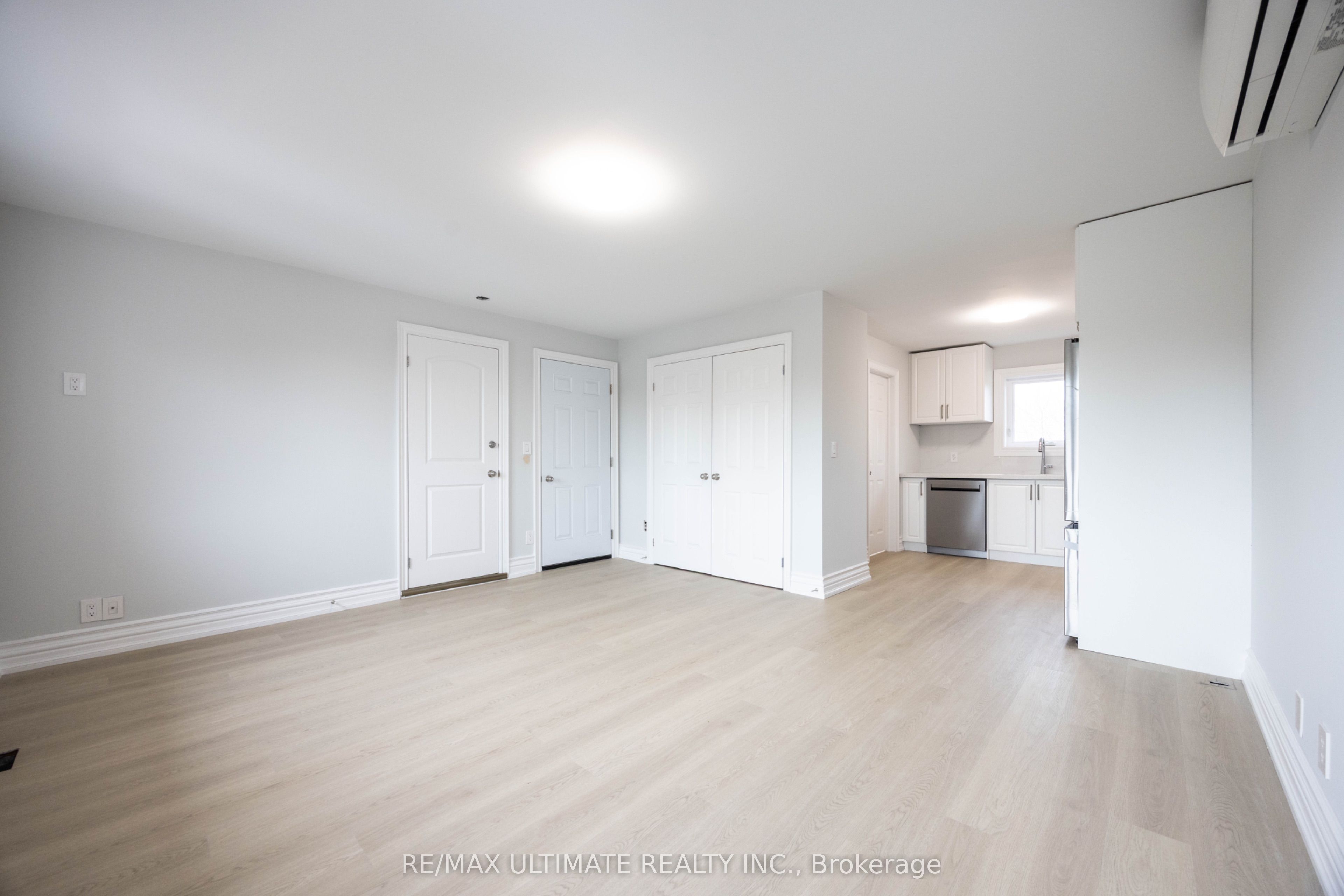 83 Burr Avenue Upper Property Photo 11