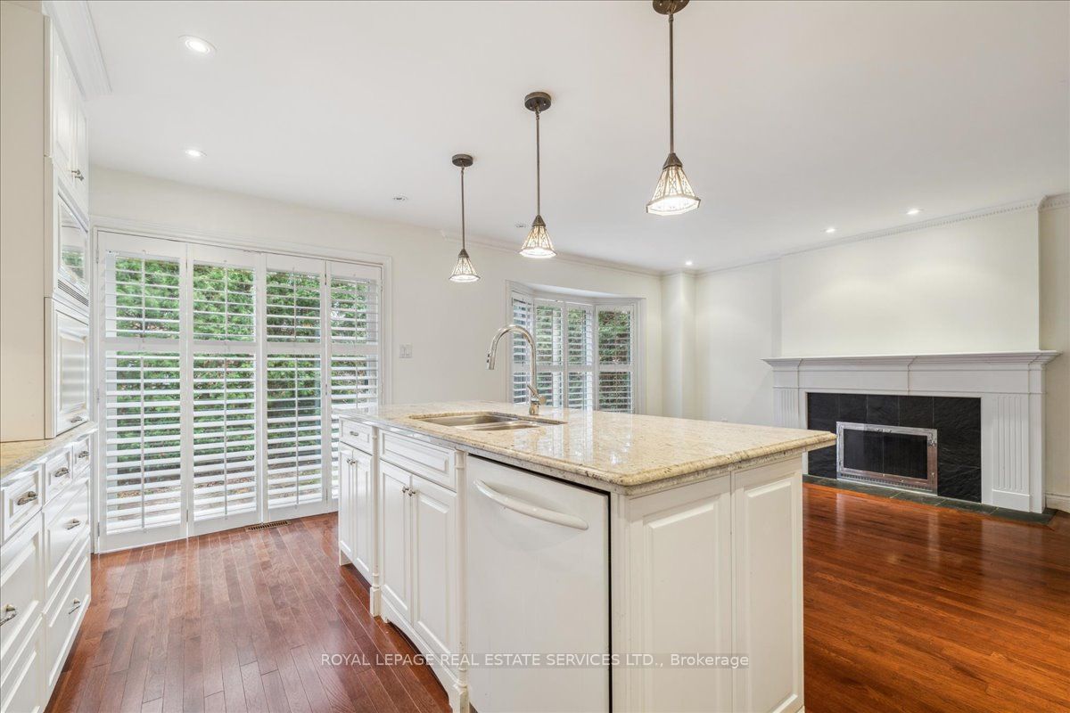 172 River Oaks Boulevard E Property Photo 14