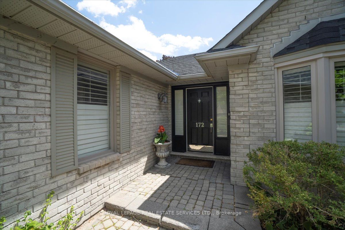 172 River Oaks Boulevard E Property Photo 37