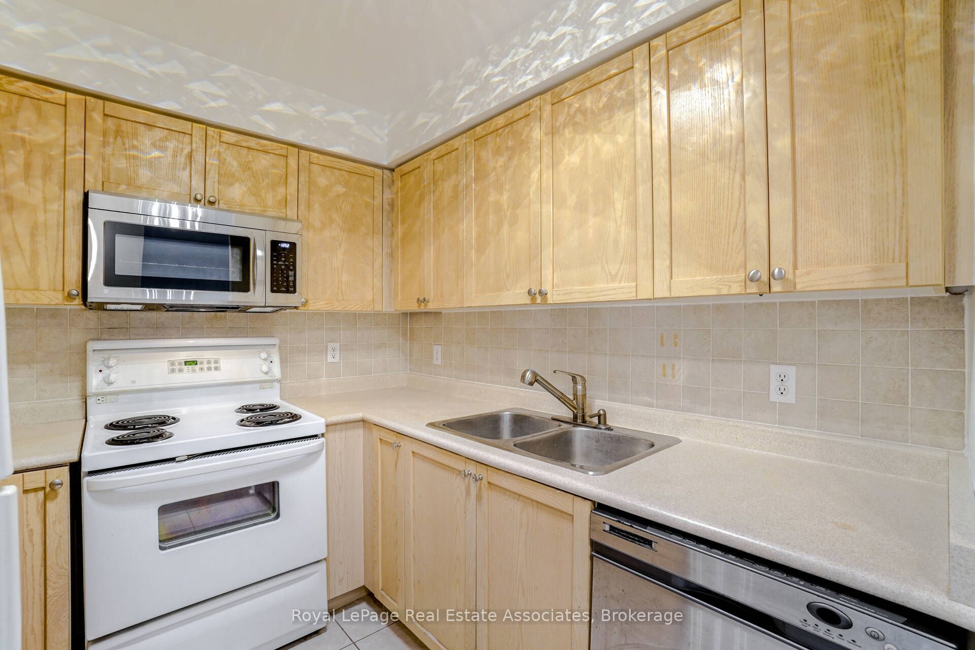 11 Michael Power Place 306 Property Photo 9