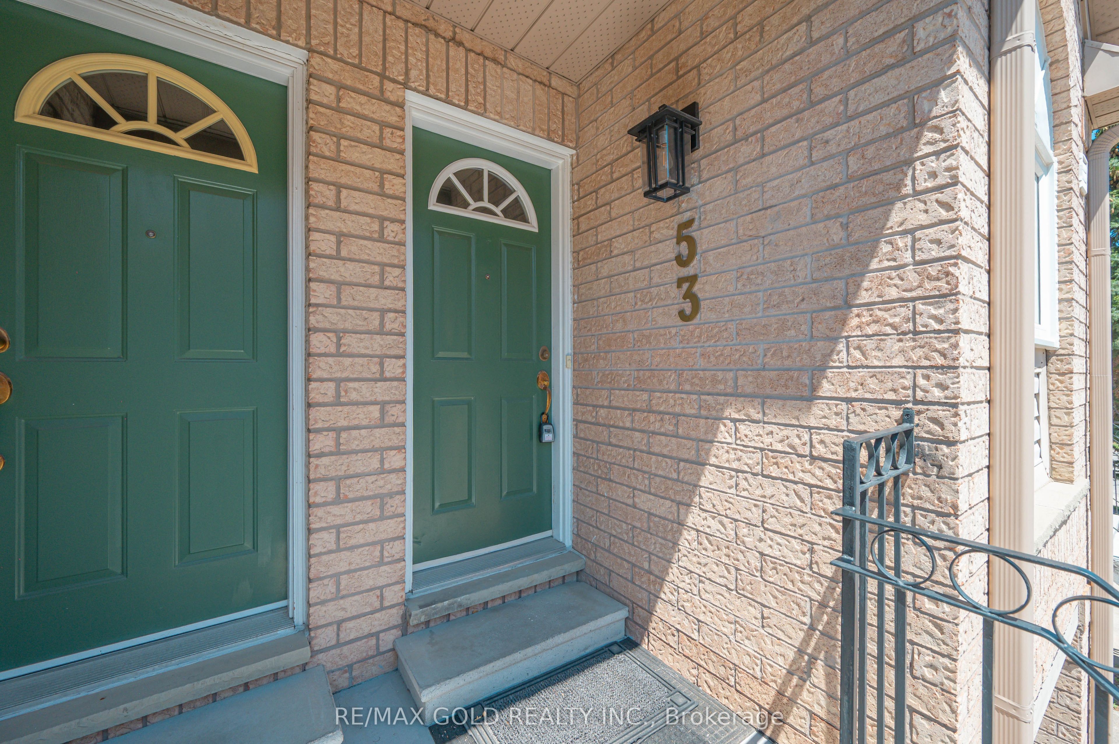 80 Strathaven Drive 53 Property Photo 5