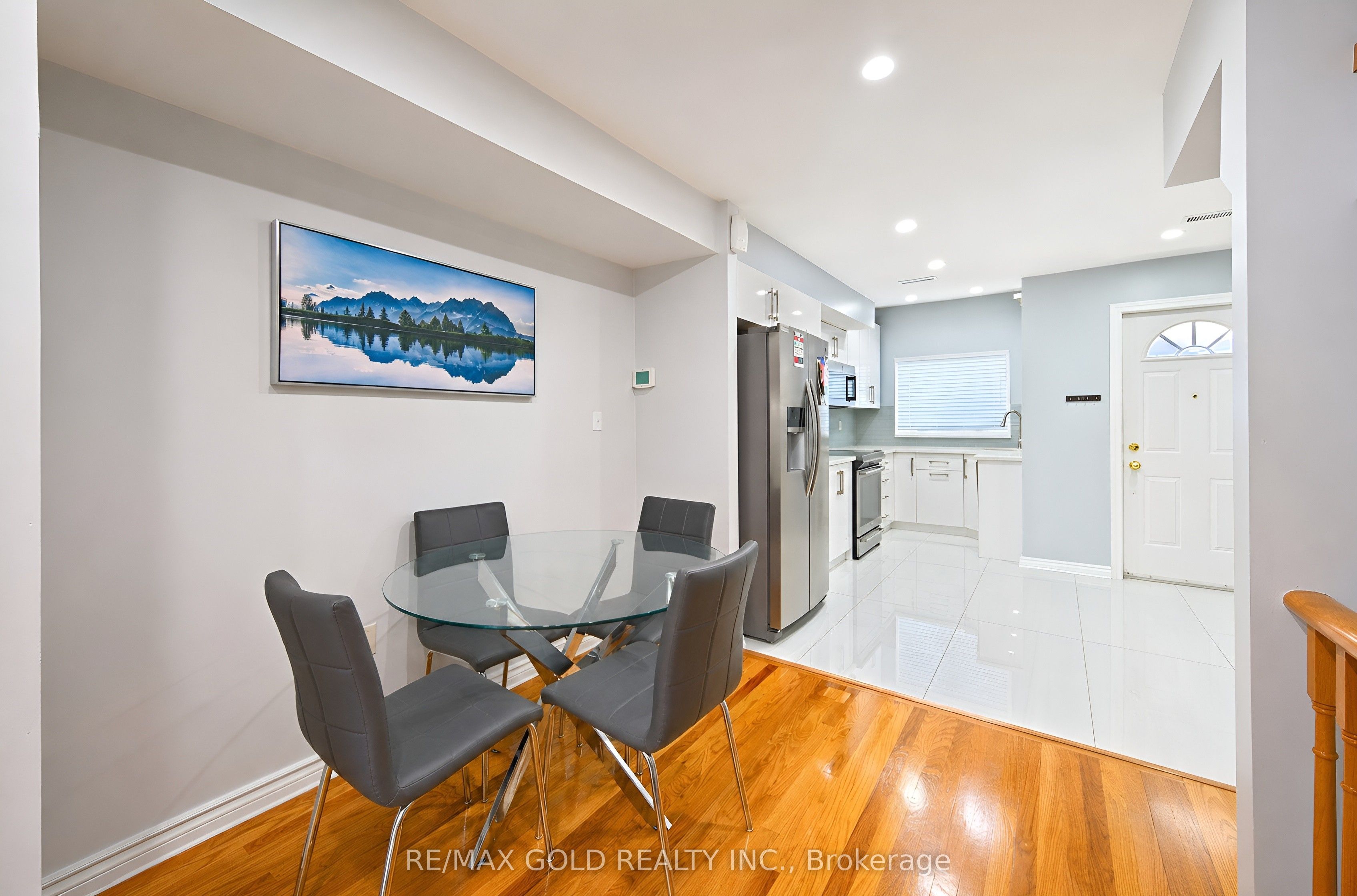 80 Strathaven Drive 53 Property Photo 18