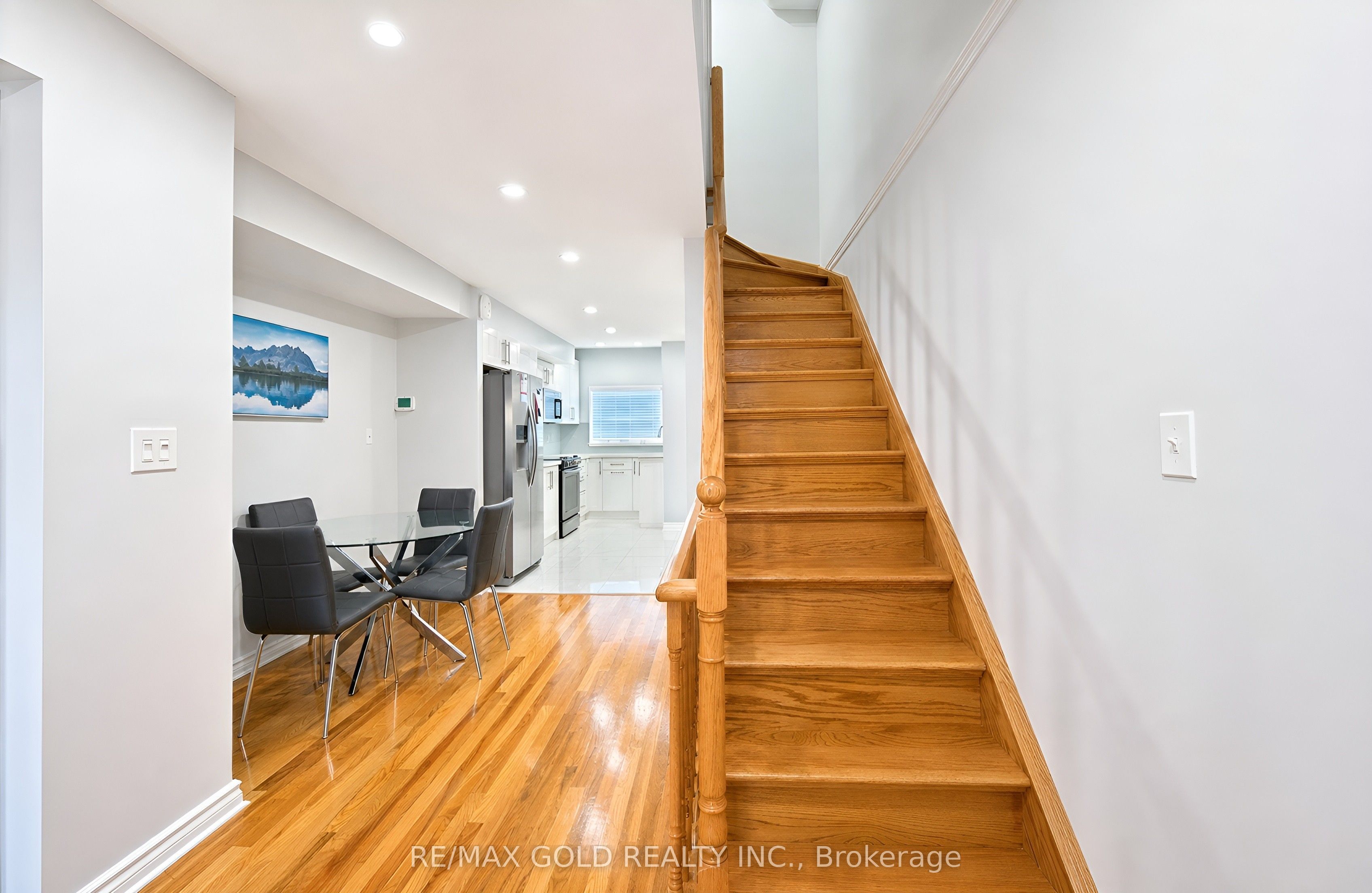 80 Strathaven Drive 53 Property Photo 21