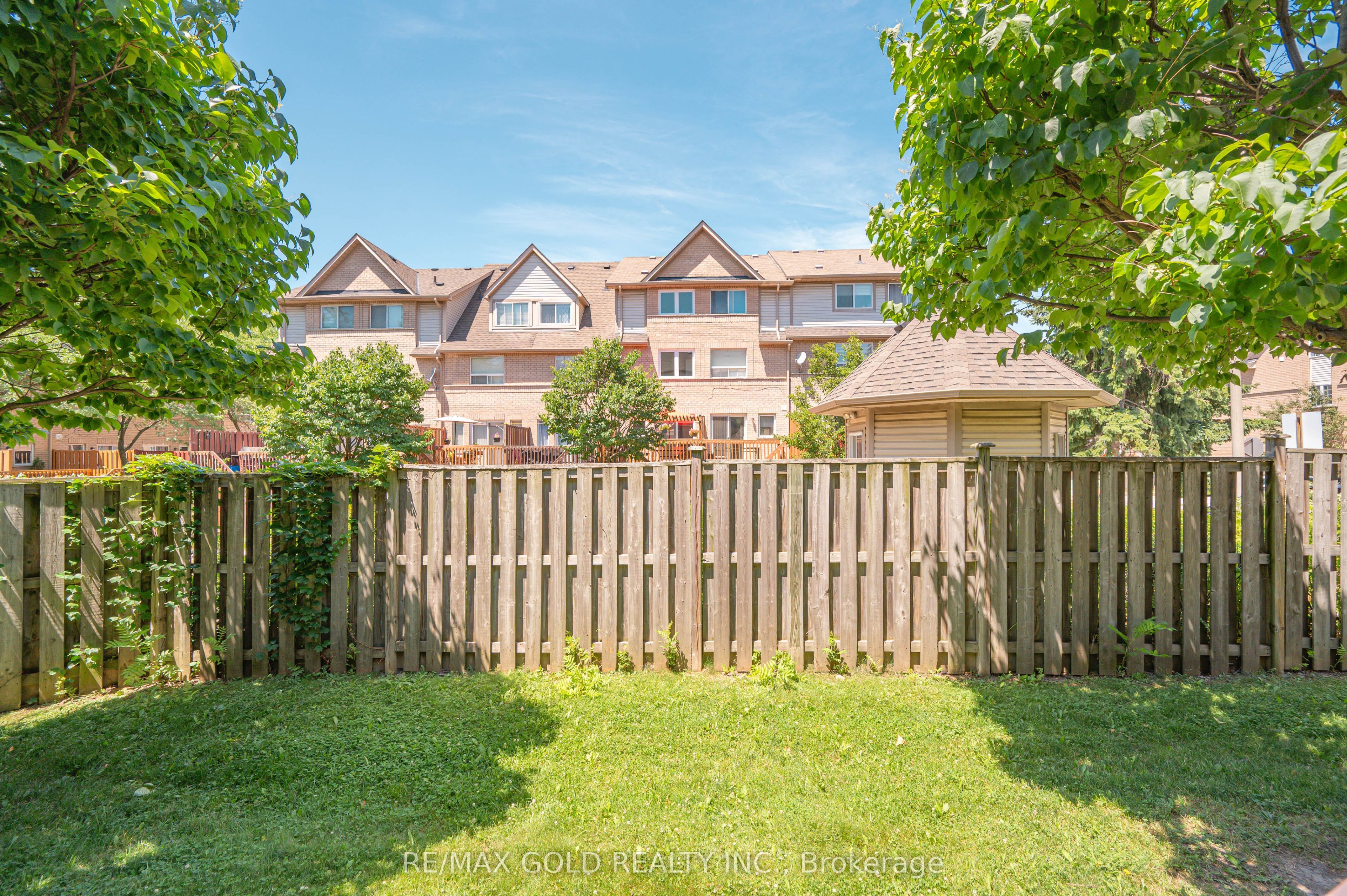 80 Strathaven Drive 53 Property Photo 45
