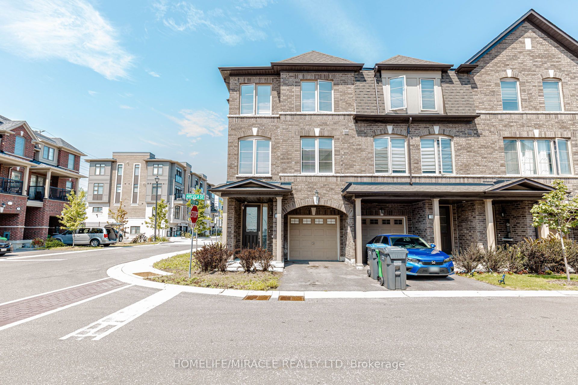 32 Arcola Street Property Photo 1