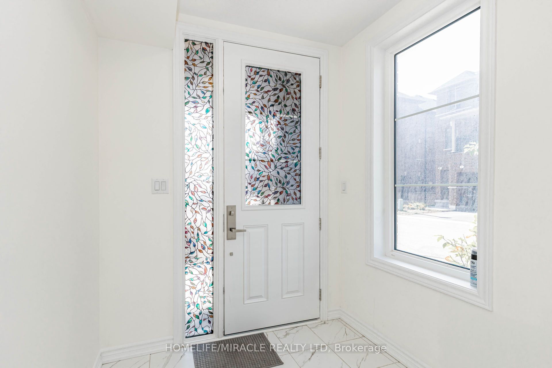 32 Arcola Street Property Photo 4