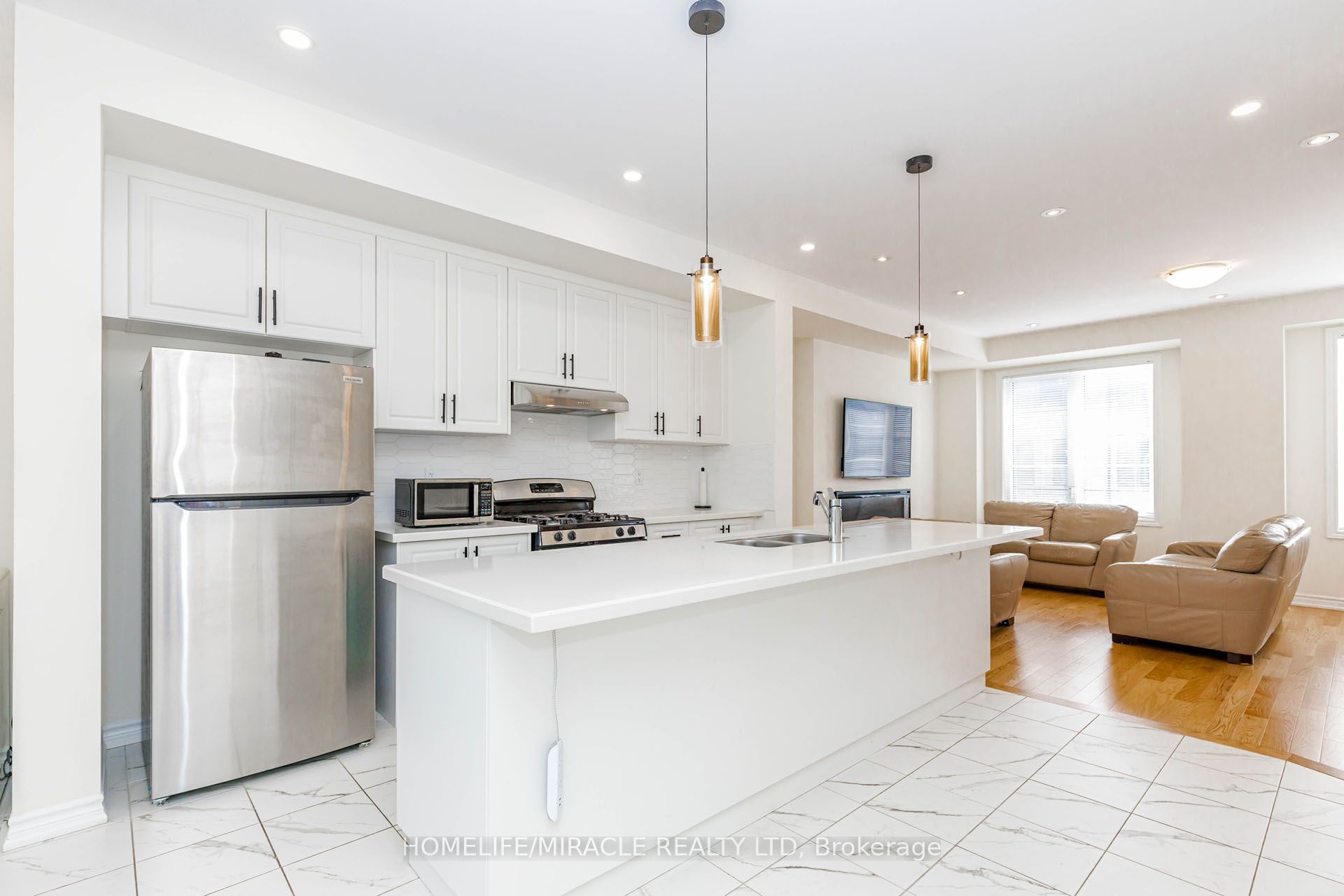32 Arcola Street Property Photo 14
