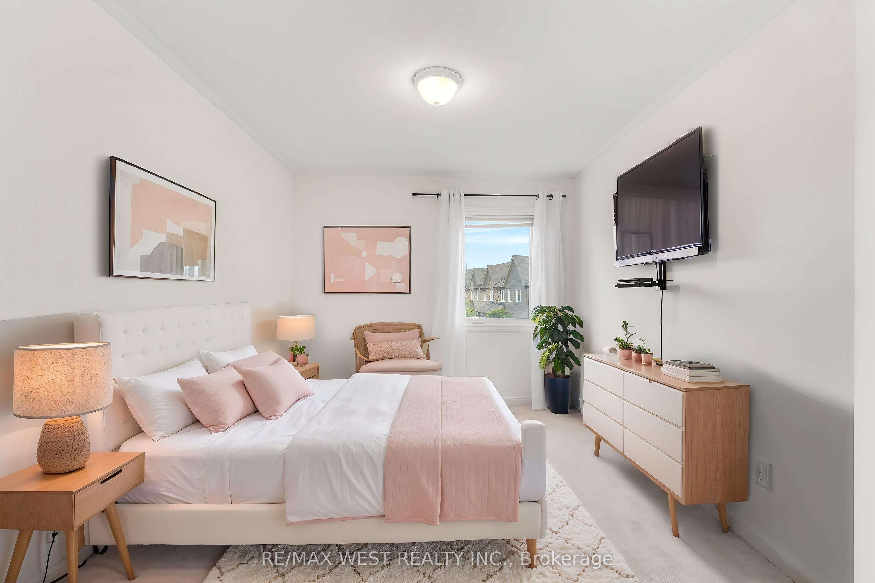50 Edinburgh Drive 69 Property Photo 7