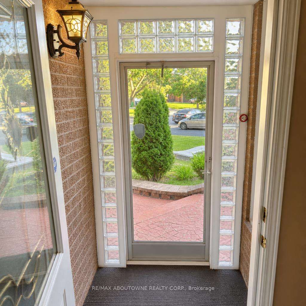 512 Chieftan Circle Property Photo 2