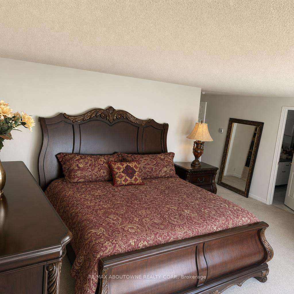 512 Chieftan Circle Property Photo 6