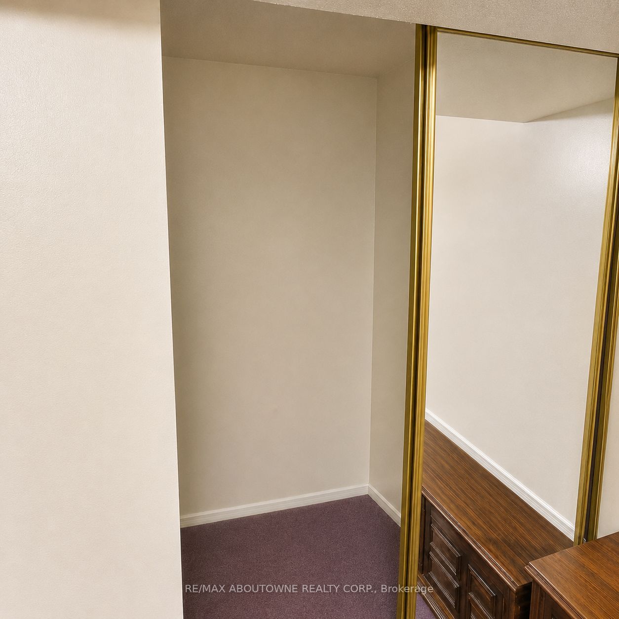 512 Chieftan Circle Property Photo 16
