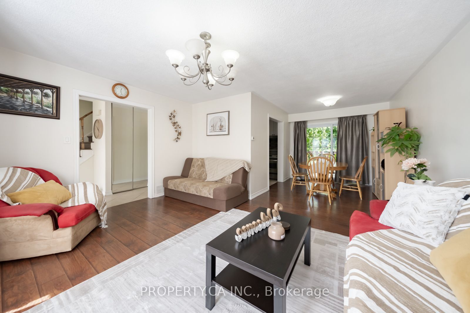 2563 Bromsgrove Road W Property Photo 4