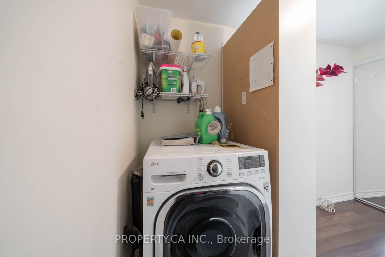 2563 Bromsgrove Road W Property Photo 27