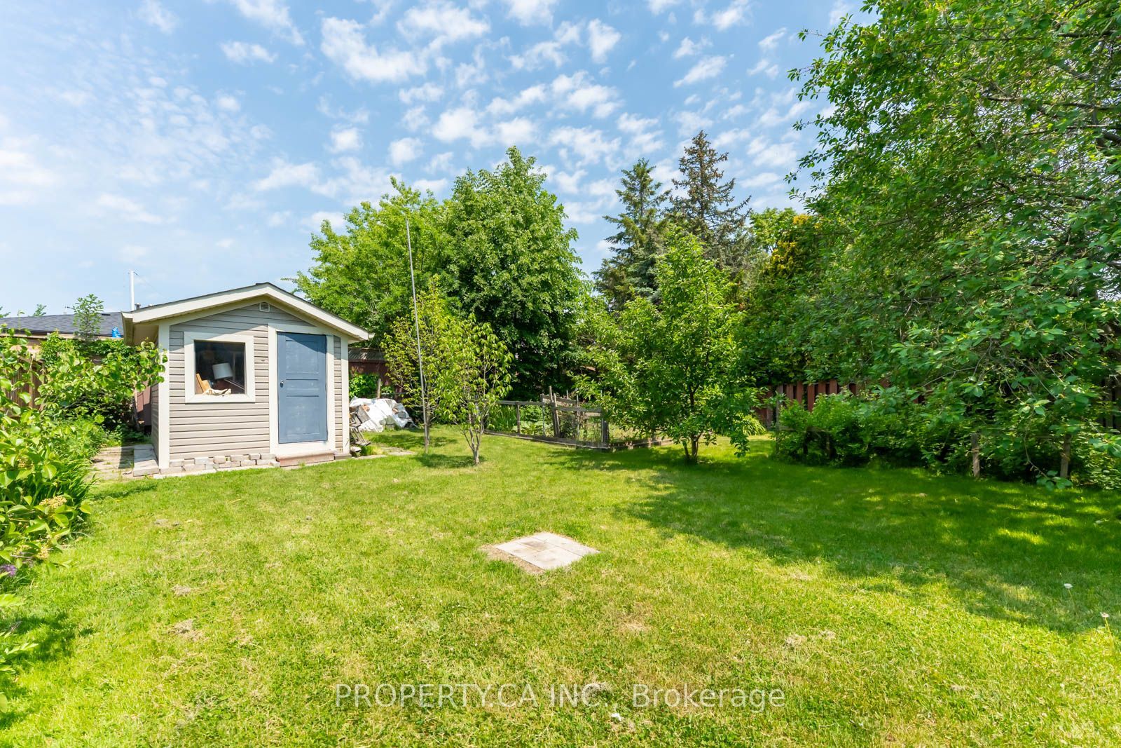 2563 Bromsgrove Road W Property Photo 42