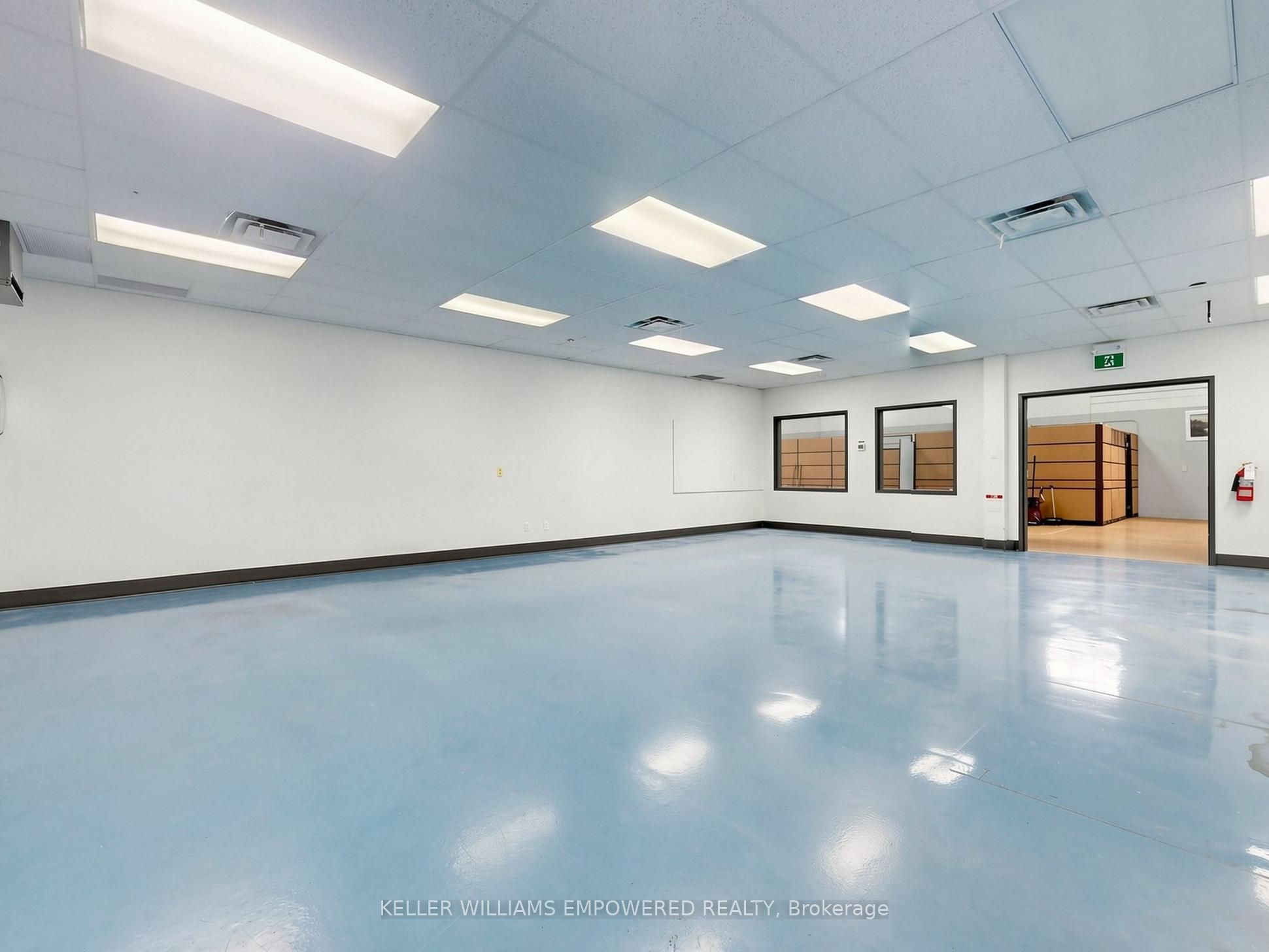 949 Kamato Road Property Photo 22