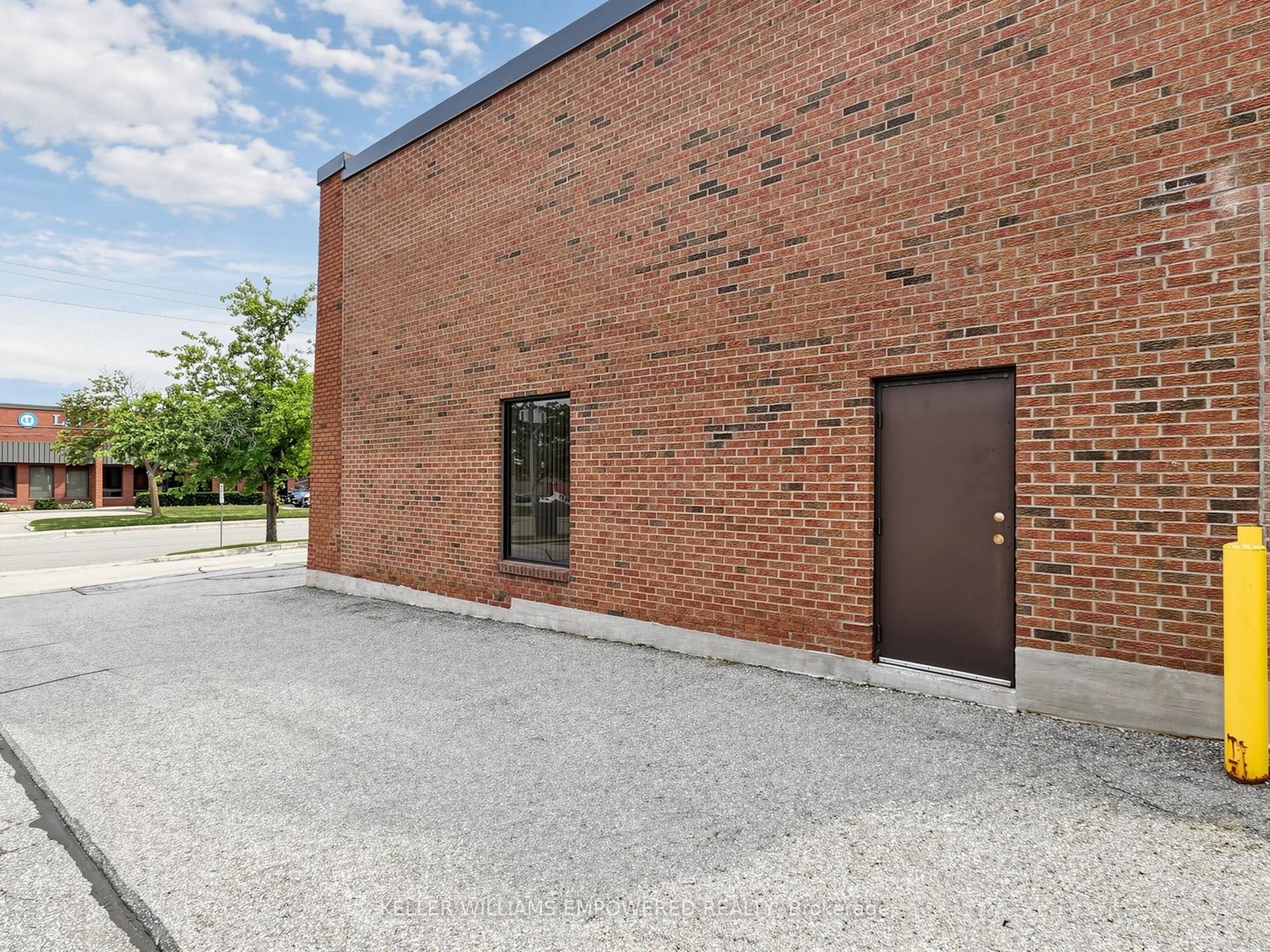 949 Kamato Road Property Photo 38