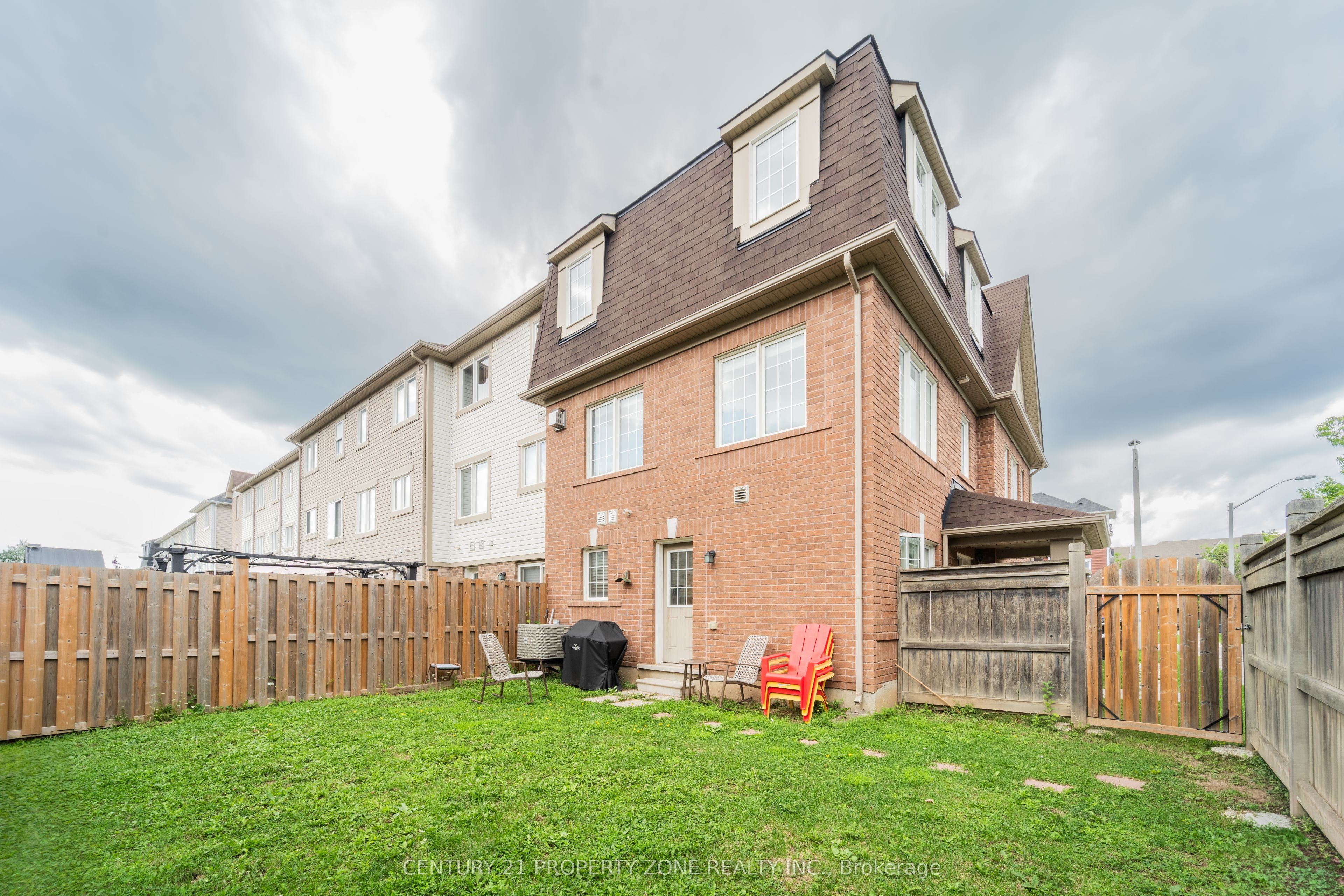 27 Midhope Way Property Photo 25