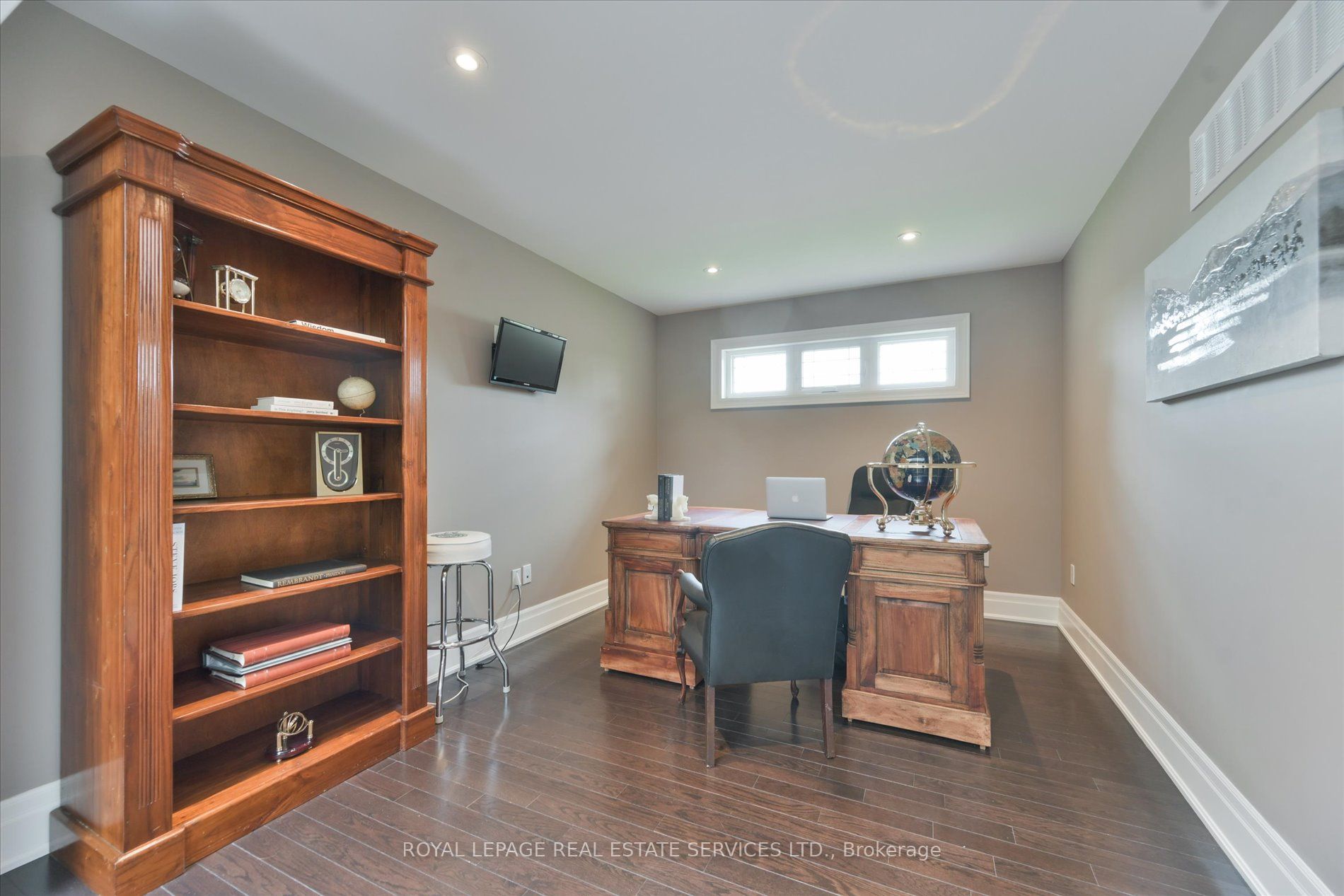 439 Martin Grove Road Property Photo 27