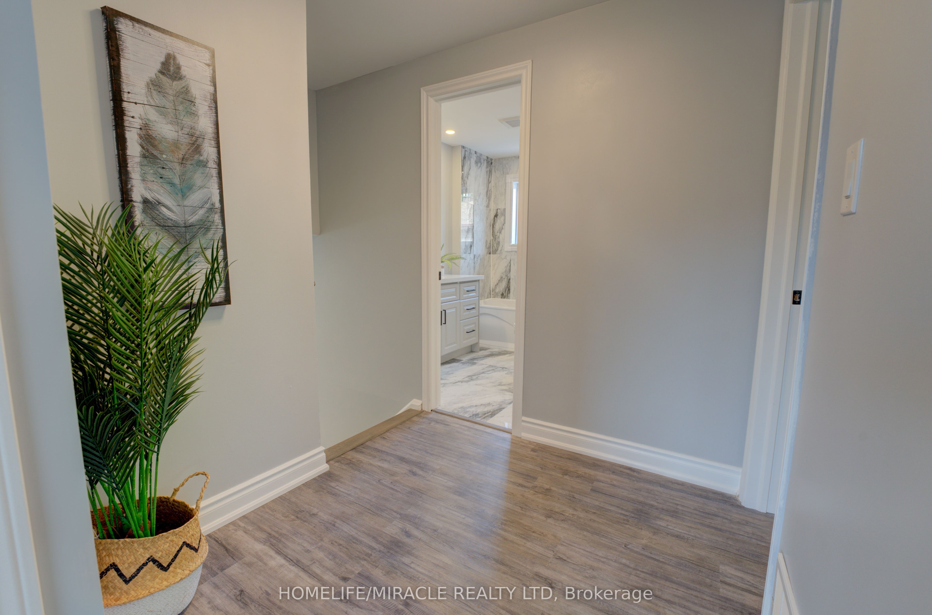 85 Silverstone Drive Property Photo 19