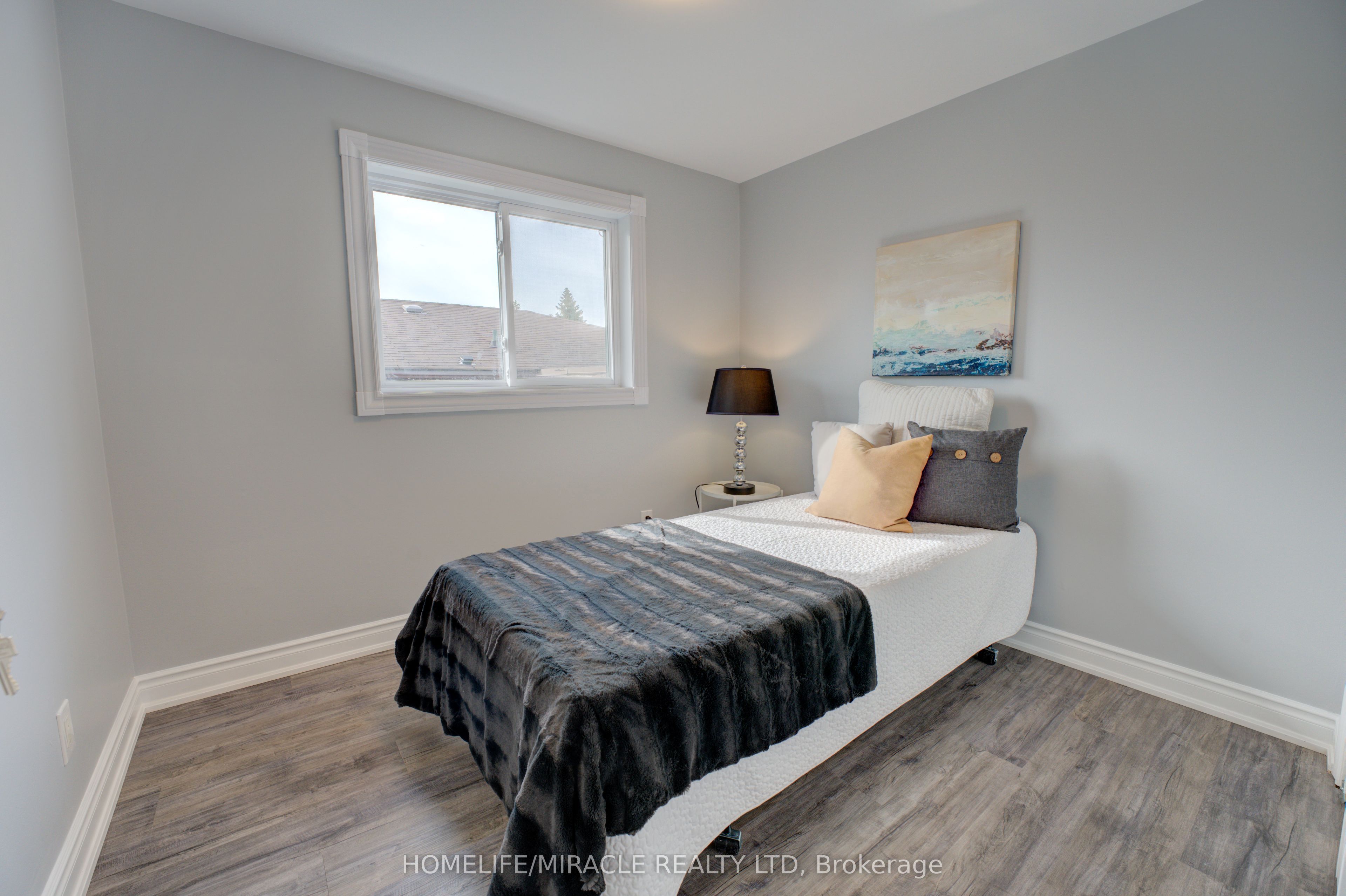 85 Silverstone Drive Property Photo 21