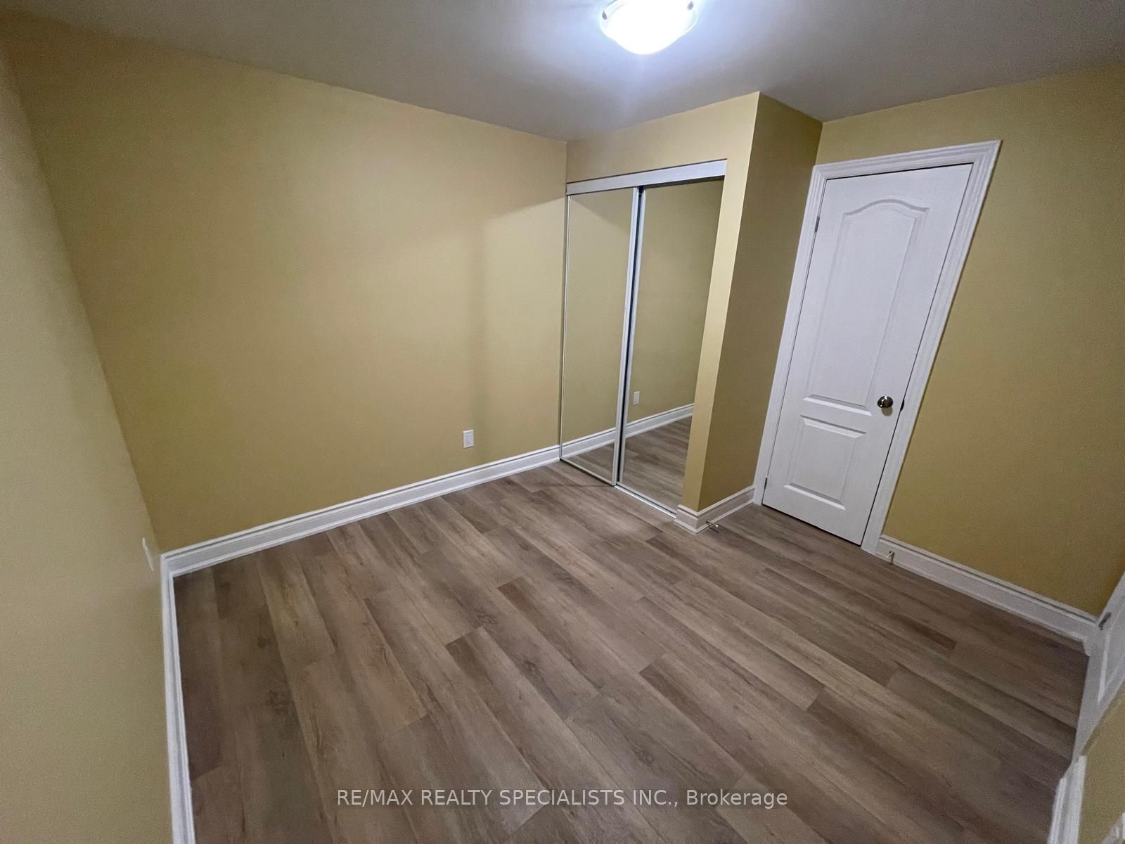 4549 Longmoor Road Bsmnt Property Photo 3