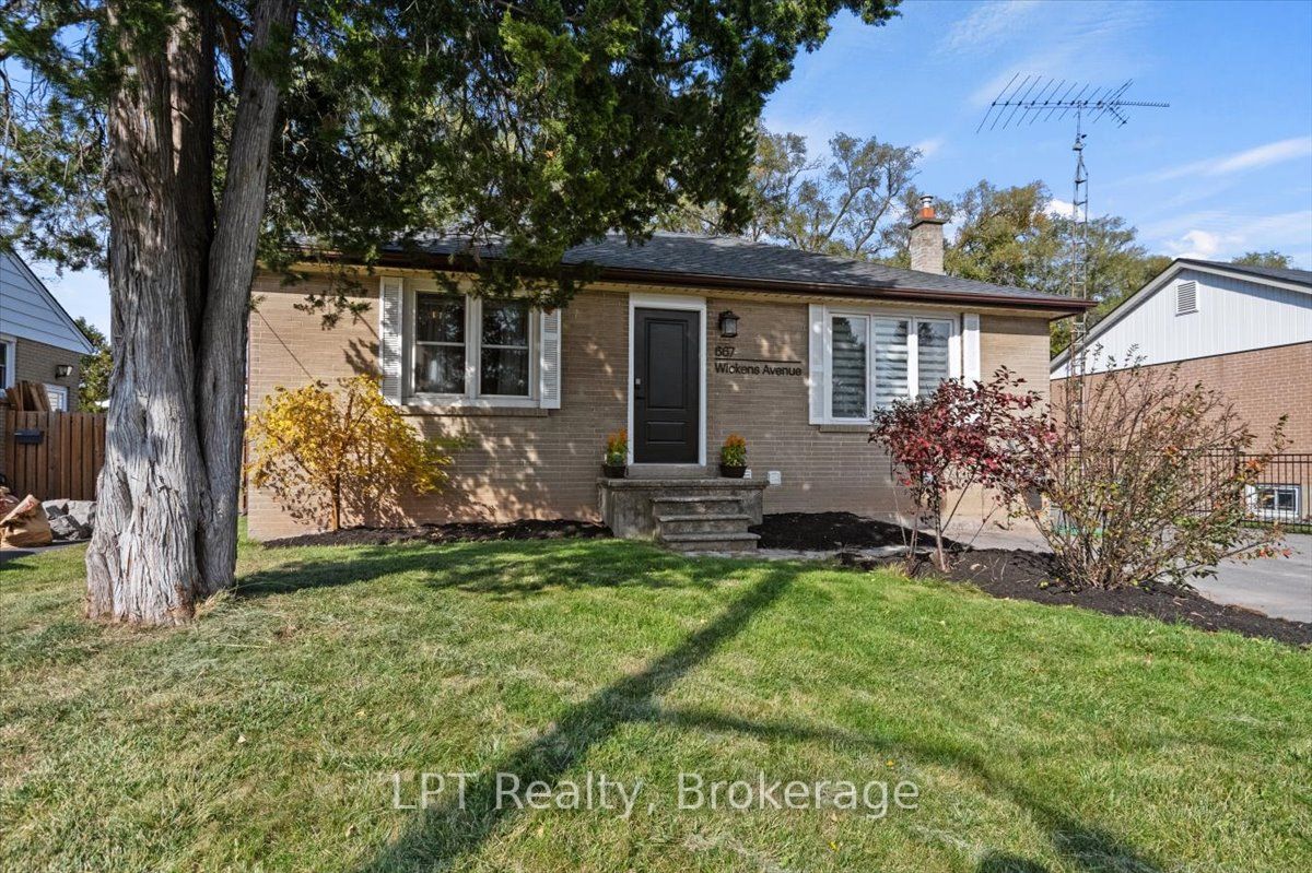 667 Wickens Avenue Property Photo 4