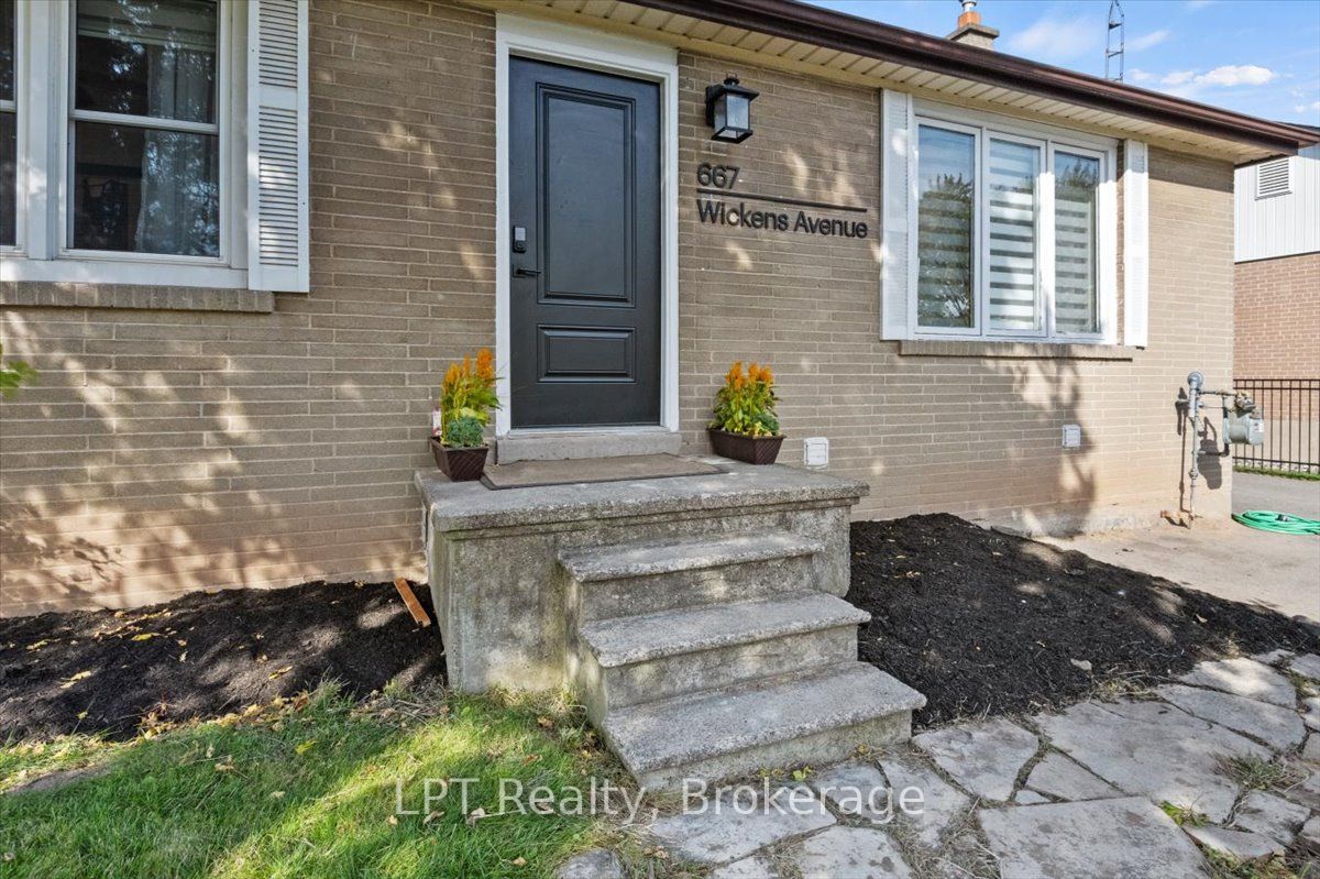 667 Wickens Avenue Property Photo 7