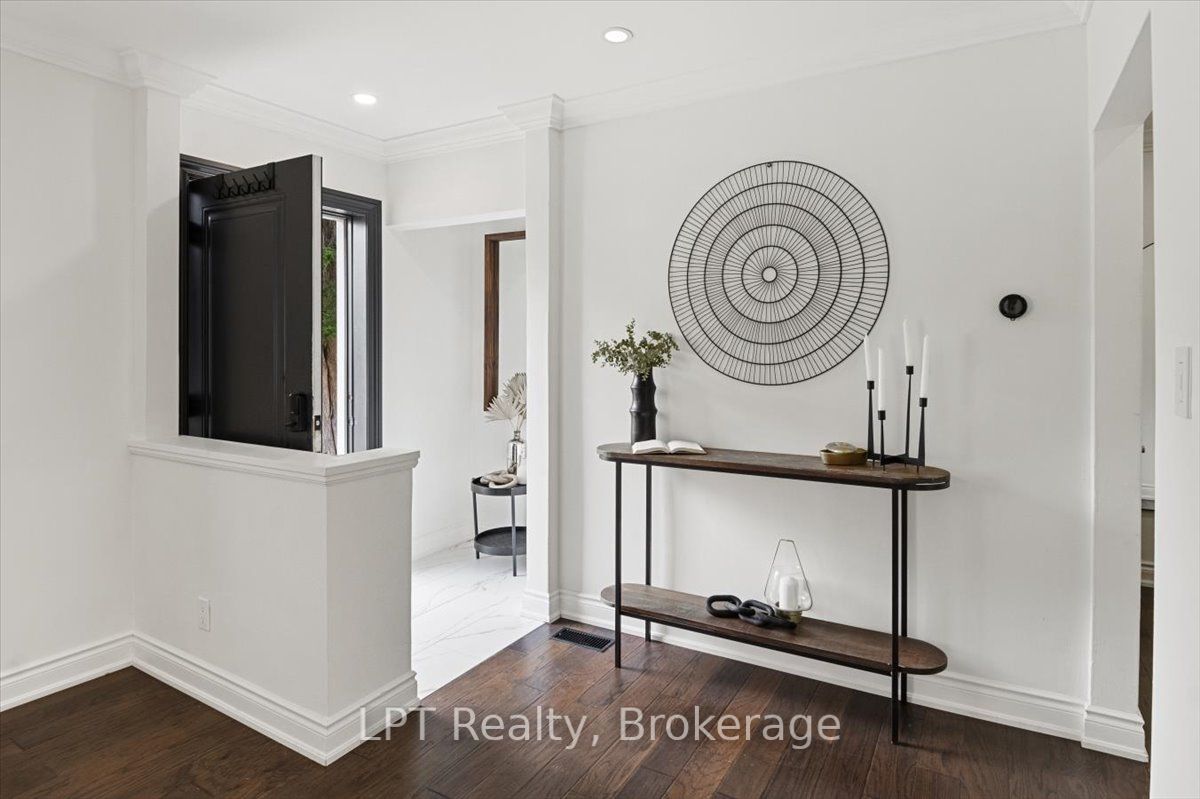 667 Wickens Avenue Property Photo 8