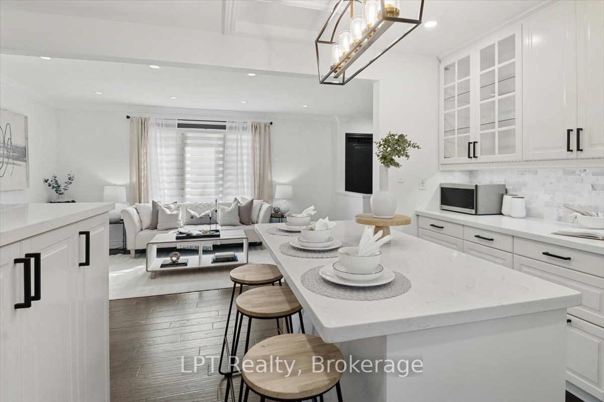 667 Wickens Avenue Property Photo 17