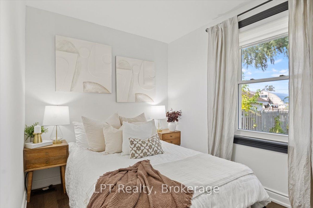 667 Wickens Avenue Property Photo 23