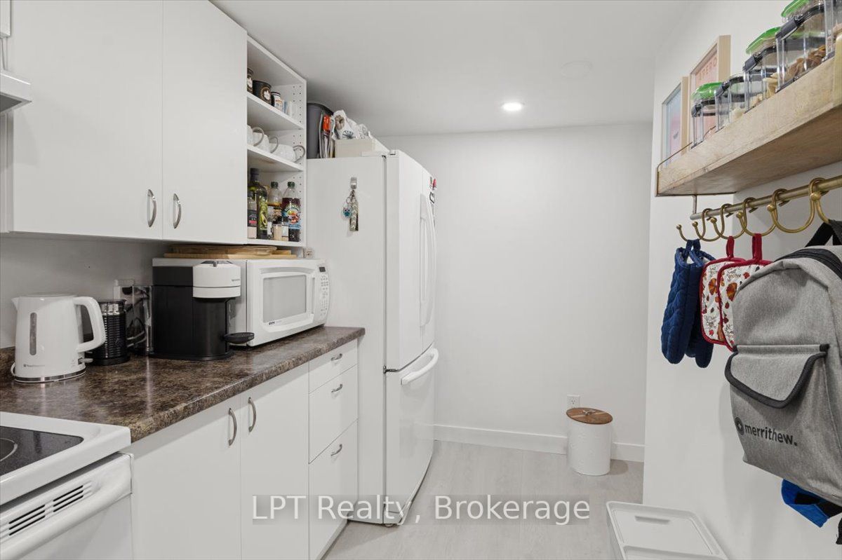 667 Wickens Avenue Property Photo 34