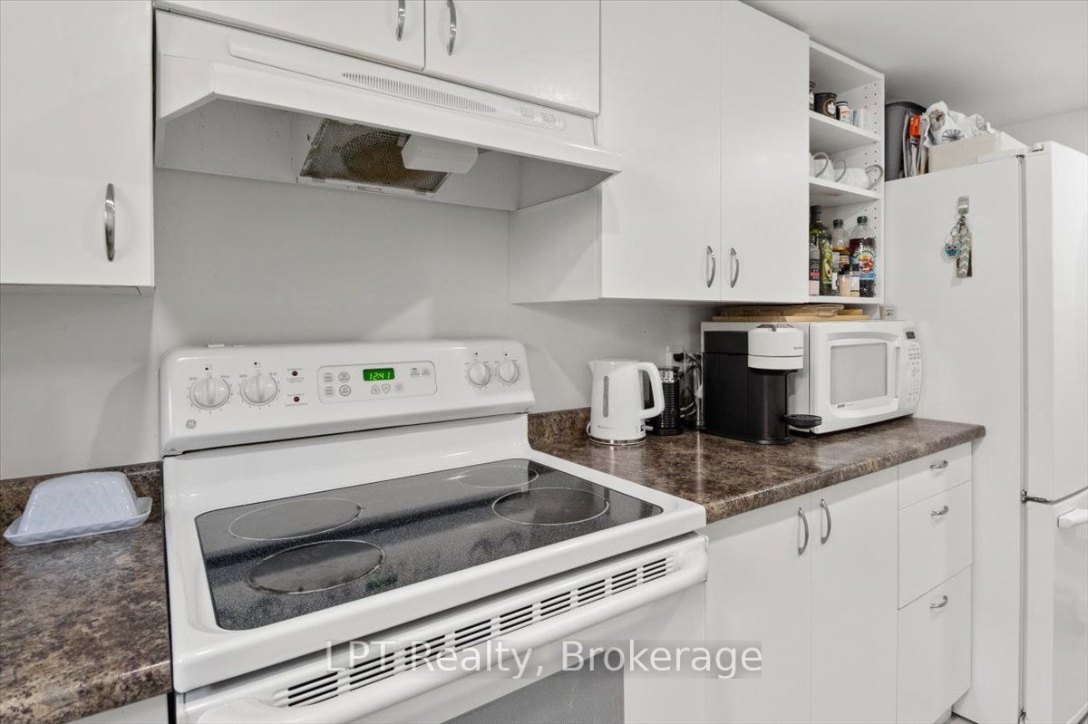 667 Wickens Avenue Property Photo 35