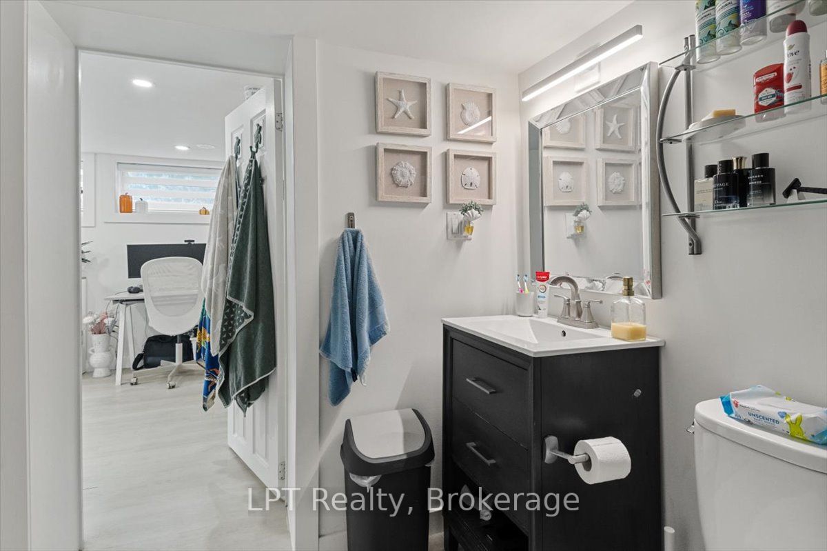 667 Wickens Avenue Property Photo 37