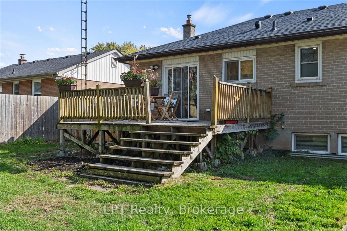 667 Wickens Avenue Property Photo 43