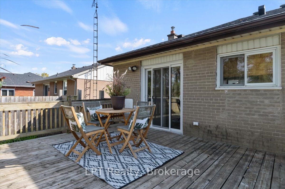 667 Wickens Avenue Property Photo 44