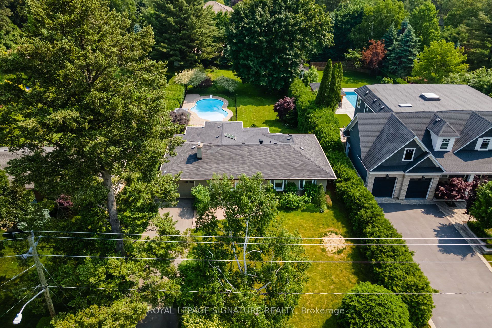 383 Maplehurst Avenue Property Photo 42