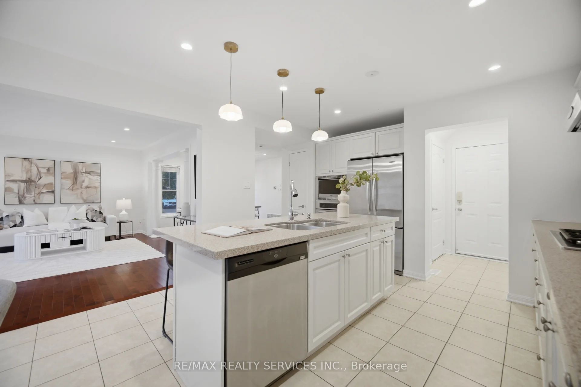 454 Grenke Place Property Photo 12